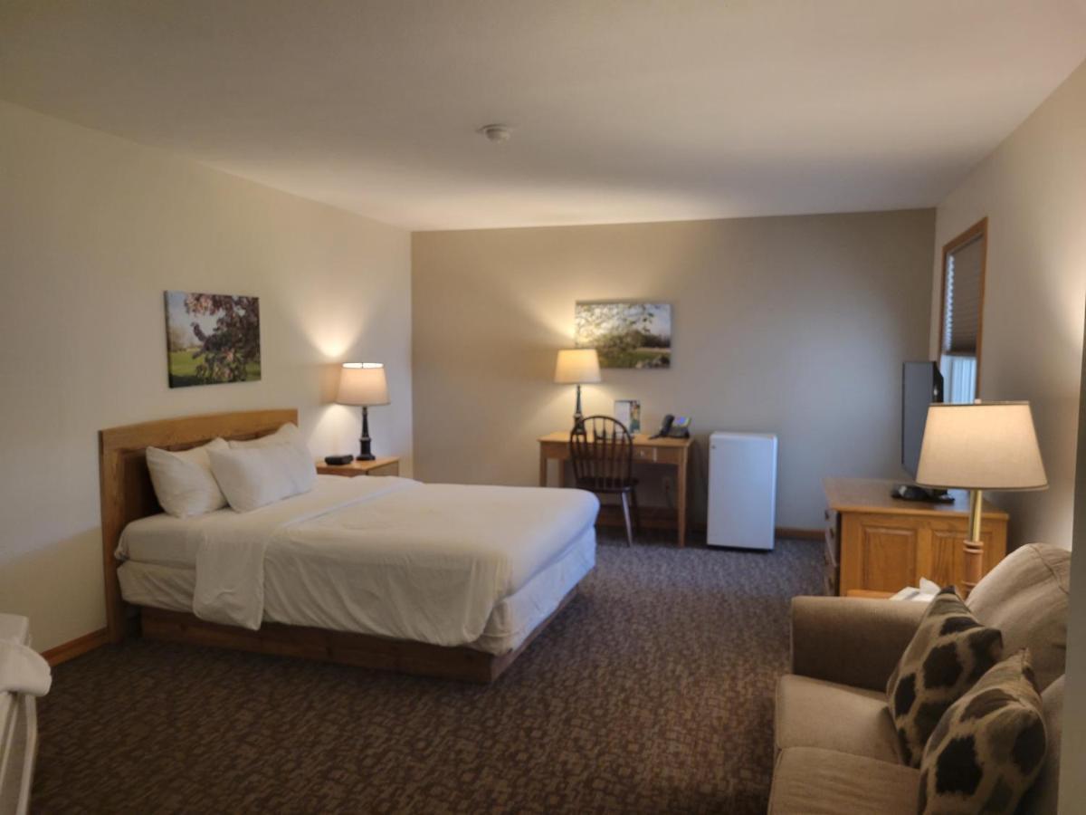 Brook Pointe Inn Syracuse Экстерьер фото